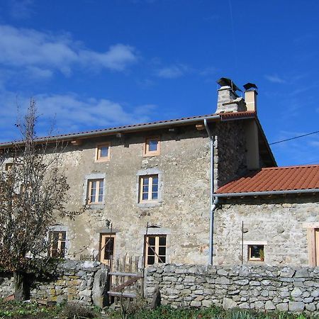 Bed and Breakfast La Ferme Des Genets Medeyrolles Exterior foto