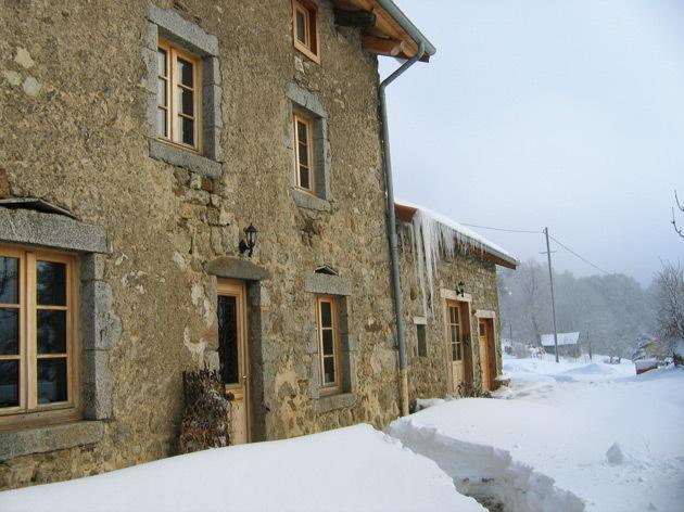 Bed and Breakfast La Ferme Des Genets Medeyrolles Exterior foto
